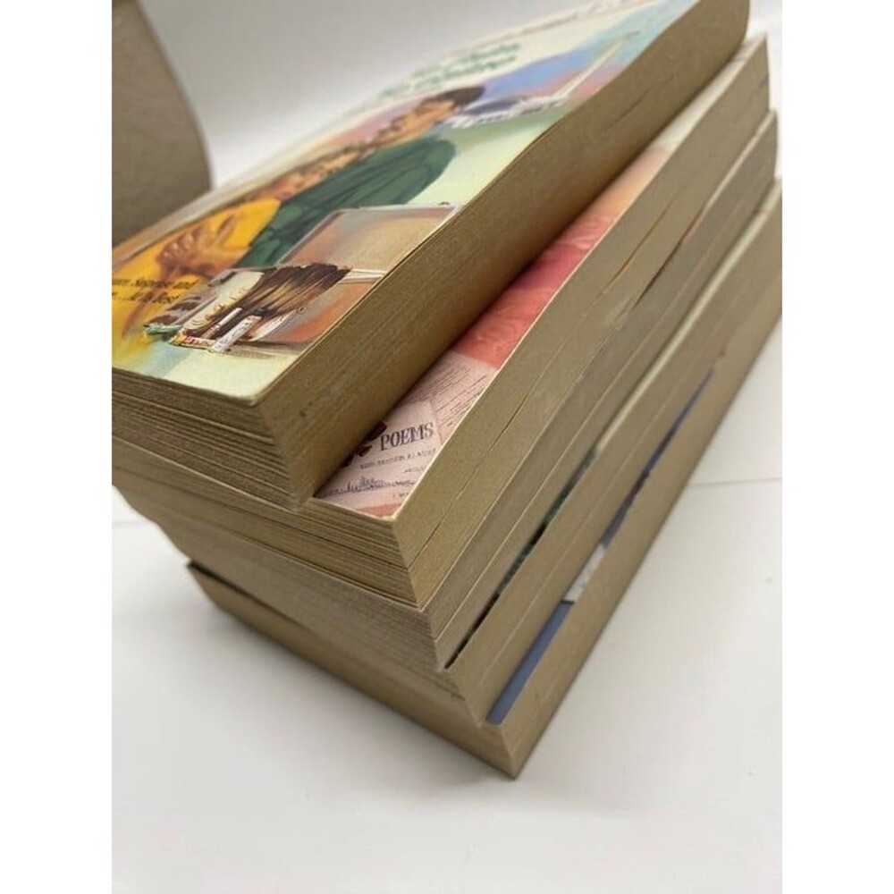 Books - Picture 5 of 10